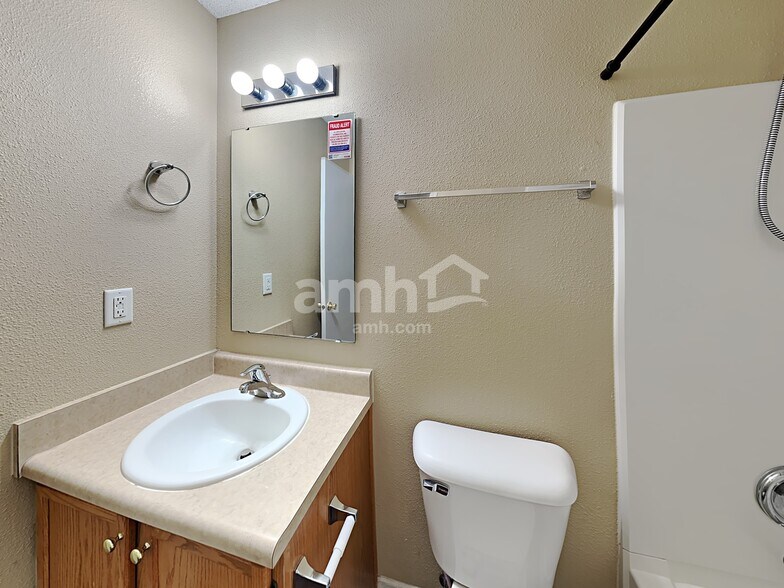 Building Photo - 9128 Stones Bluff Pl