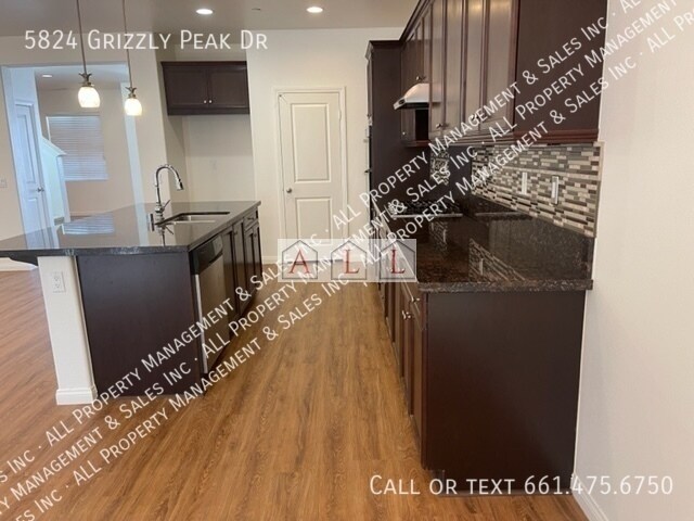 Building Photo - 5824 Grizzly Peak Dr