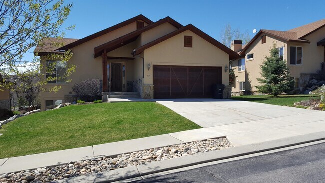 Primary Photo - 1123 Sunburst Ln