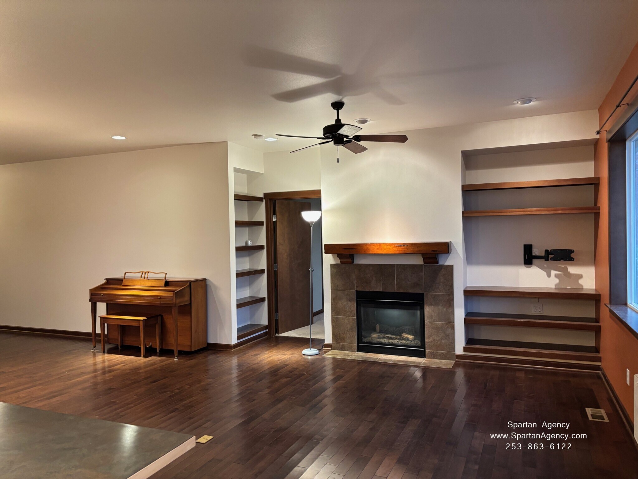 Building Photo - 10801 171st Ave E