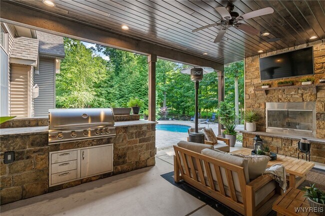 Building Photo - 9743 Cobblestone Dr