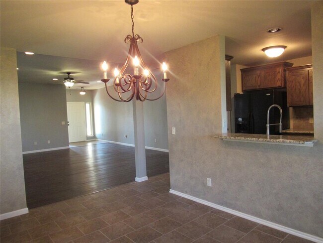 Building Photo - 17516 Black Hawk Dr