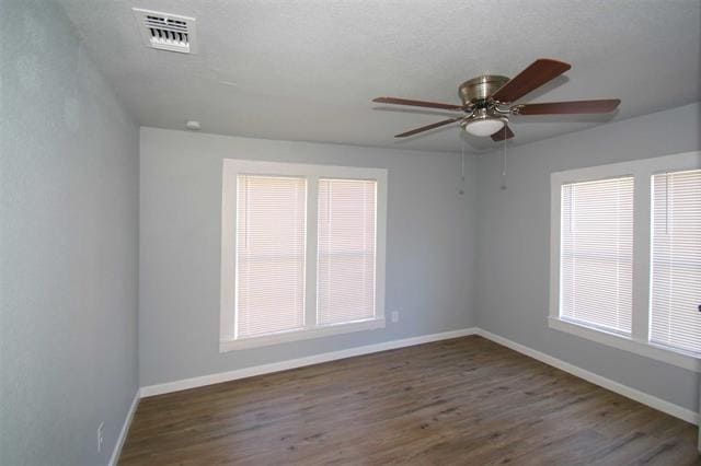 Building Photo - 1307 Joslin St