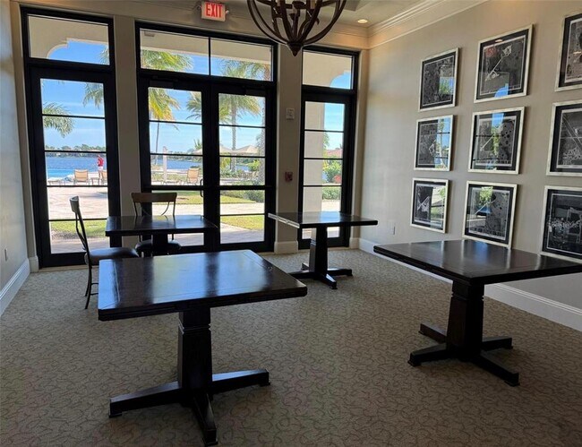 Building Photo - 124 Soliera St