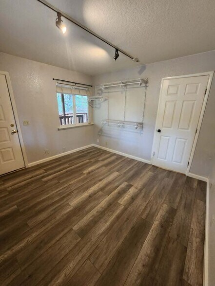 Building Photo - 12896 Rices Crossing Rd