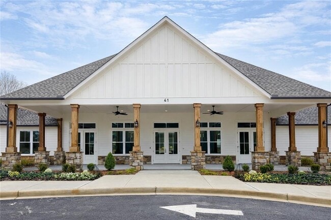 Building Photo - 44 Rowlett Pl