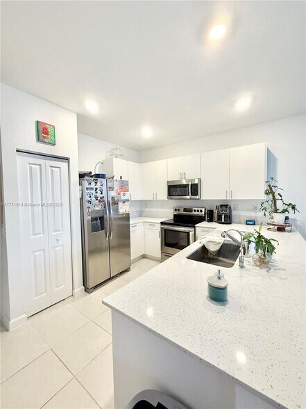Building Photo - 23424 SW 127th Pl
