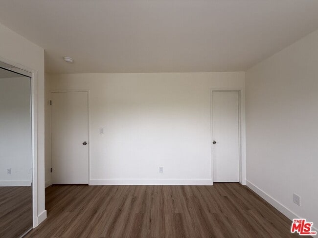 Building Photo - 523 Ashland Ave