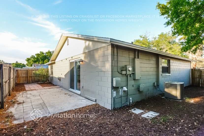 Building Photo - 6405 Regatta Ct