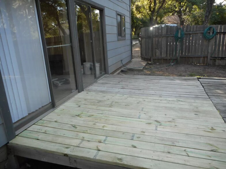 Building Photo - 3104 Cedar St