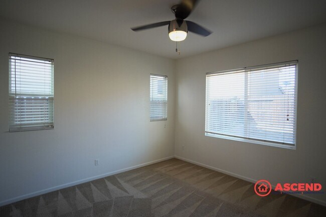 Building Photo - Charming 3 bedroom Home In Southwest!