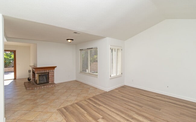 Building Photo - Single Story Home on Corner Lot in San Mar...