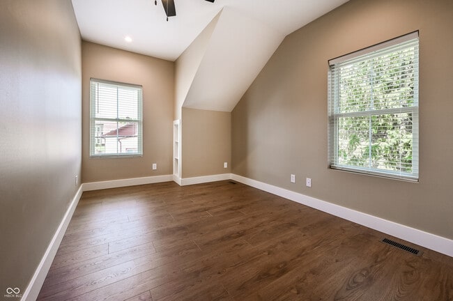 Building Photo - 1330 Fletcher Ave