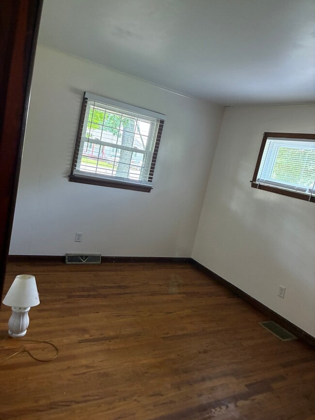 Building Photo - 15762 IN-148