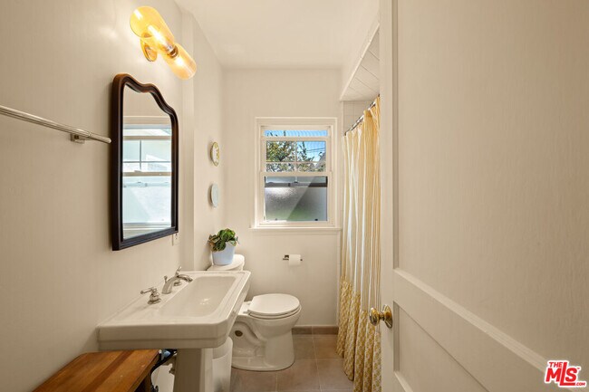 Building Photo - 6112 W 77th St