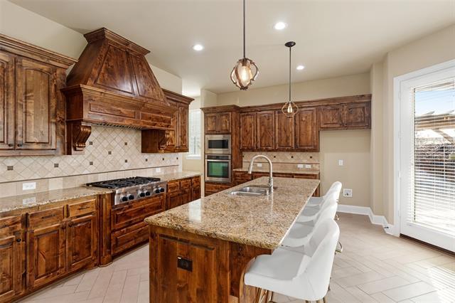 Building Photo - 400 King Galloway Dr