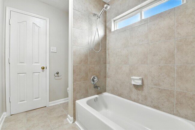 Building Photo - 6538 Ivy Heath Ln