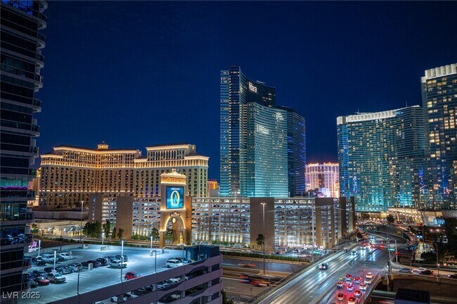 Building Photo - 4525 Dean Martin Dr