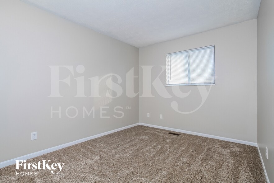 Building Photo - 1056 Merle Ct