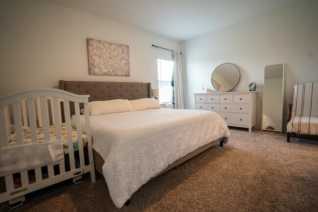 Building Photo - 208 Prairie Dog Town Dr