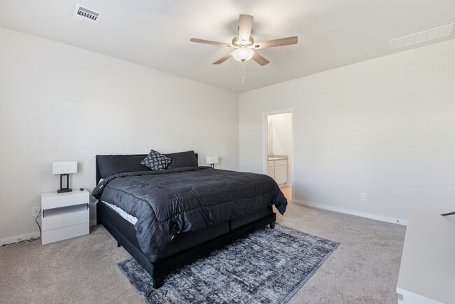 Building Photo - 16215 Globetrotter Ct