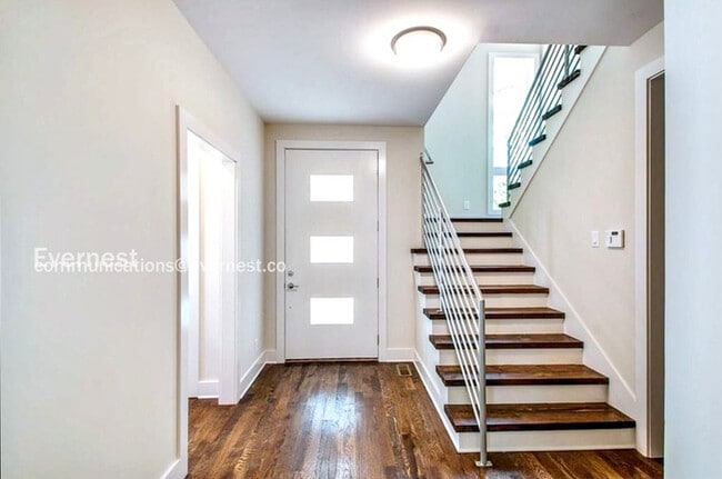 Building Photo - 1804 Cahal Ave