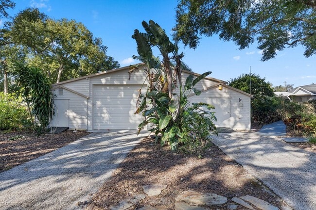 Building Photo - New Rental!