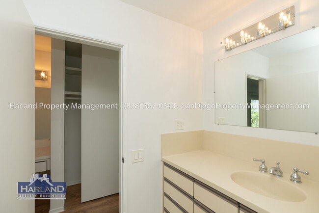 Building Photo - 2401 Sagebrush Ct