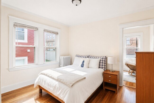 Building Photo - 83 Parkton Rd