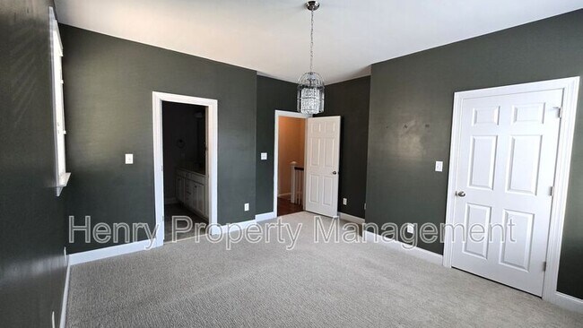 Building Photo - 1531 Yarborough Park Dr