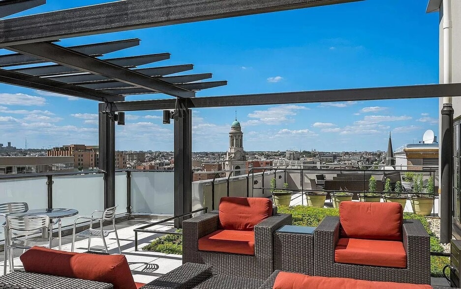 Building Photo - 1133 14th St NW