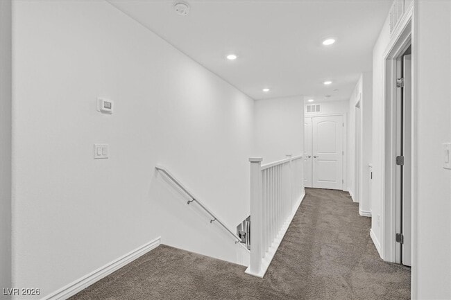 Building Photo - 326 Quail Dove Ave