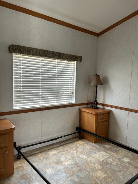 Building Photo - 9751 FL-78