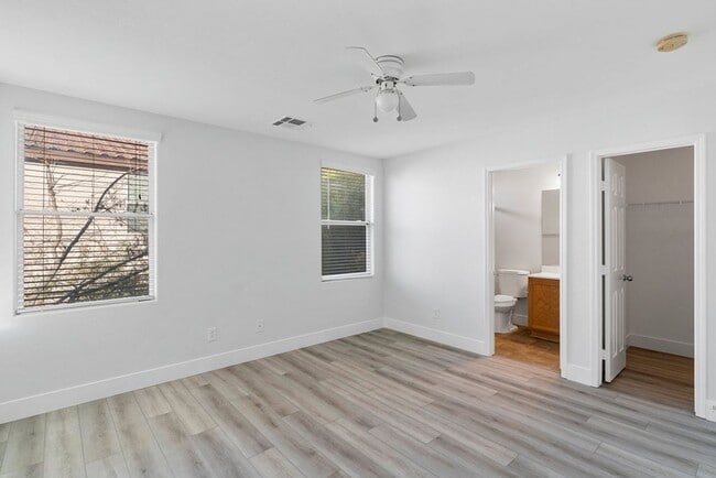 Building Photo - WONDERFUL 3 BEDROOM HOME AT END OF CUL-DE-...