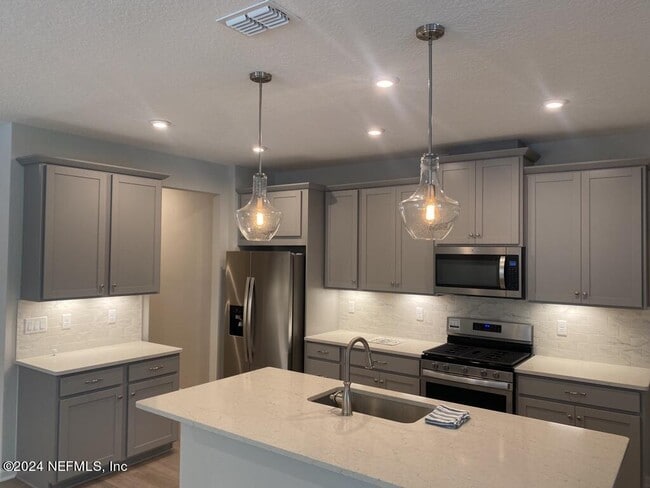 Building Photo - 172 Sawgrass Dr