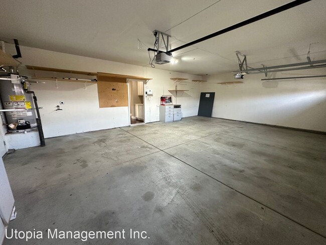 Building Photo - 4 br, 3 bath House - 25593 Crestfield Drive