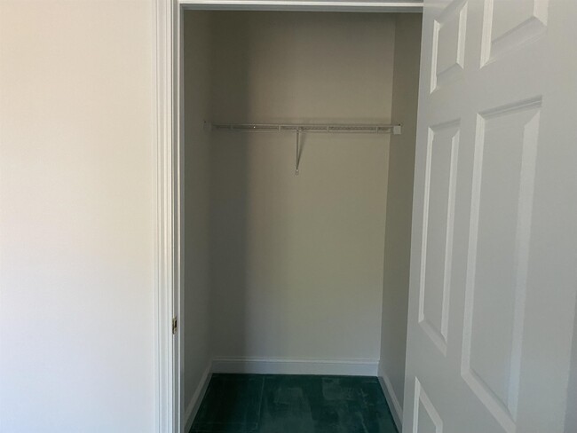 Building Photo - 59 Cluff Rd