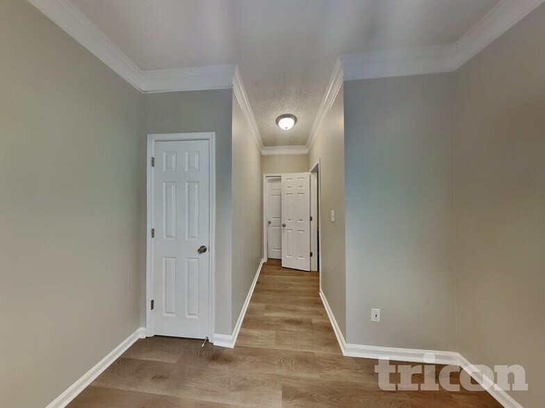 Building Photo - 1728 Brandon Lee Way SW