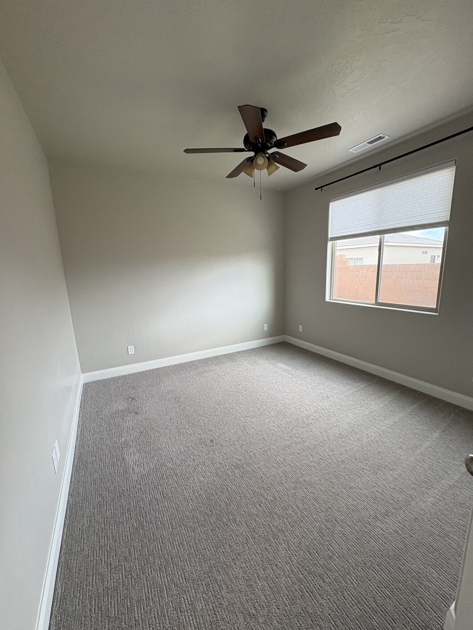 Building Photo - 3519 175 N St