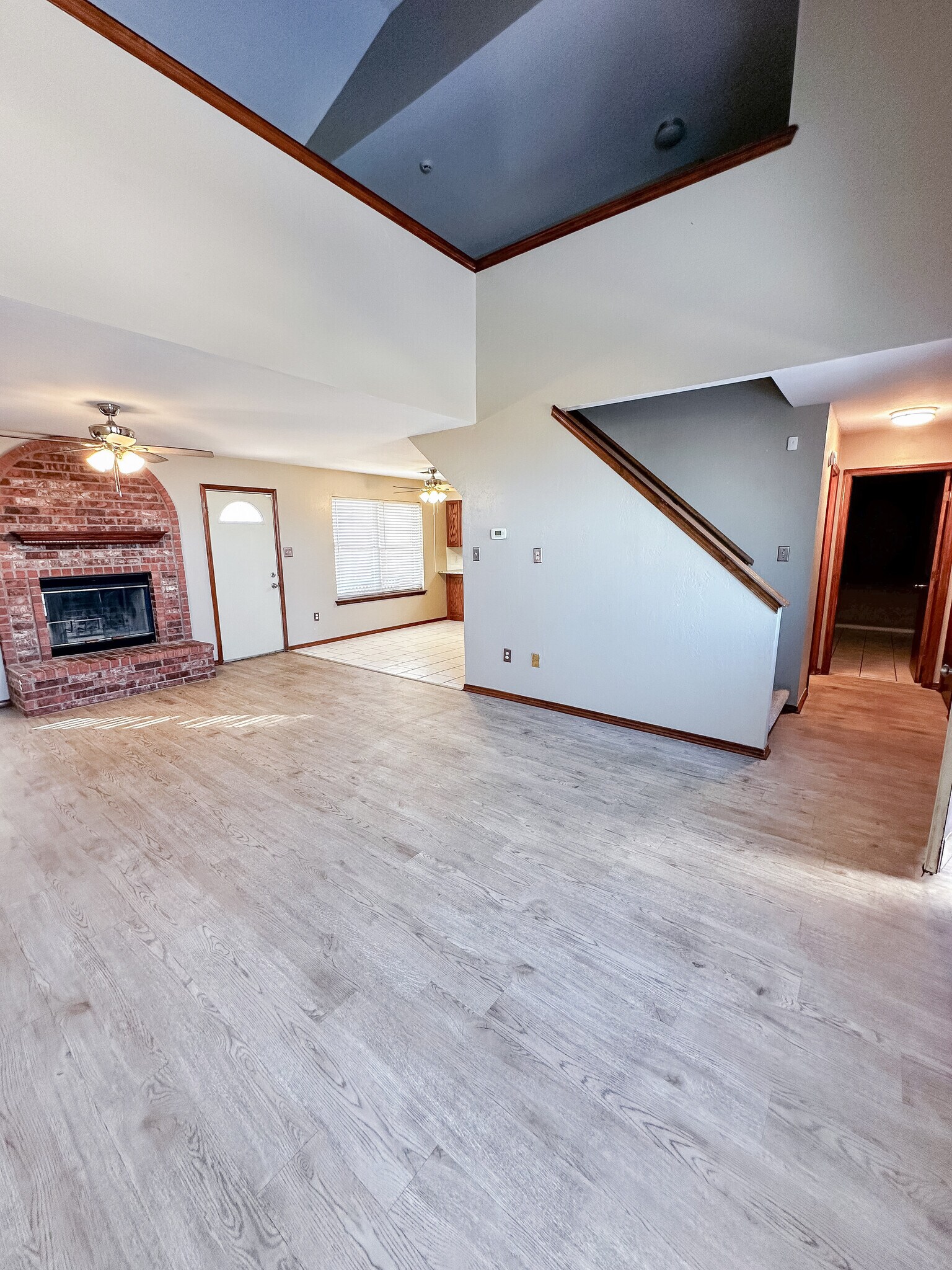 Building Photo - 4510 SW Wendy Dr