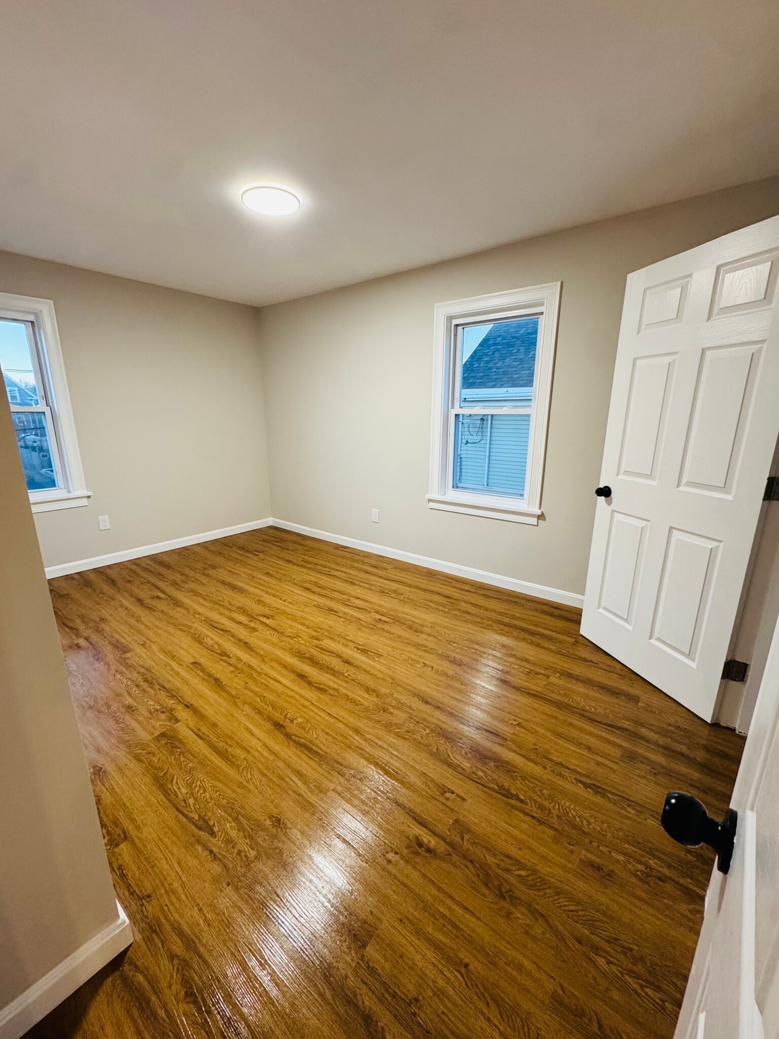 Building Photo - 49 Lawrence St