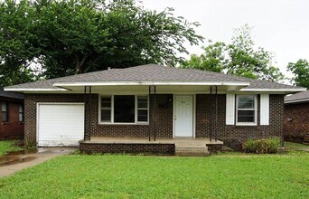 Building Photo - 3 Bed 2 Bath 1 Car Garage -The Village NW OKC