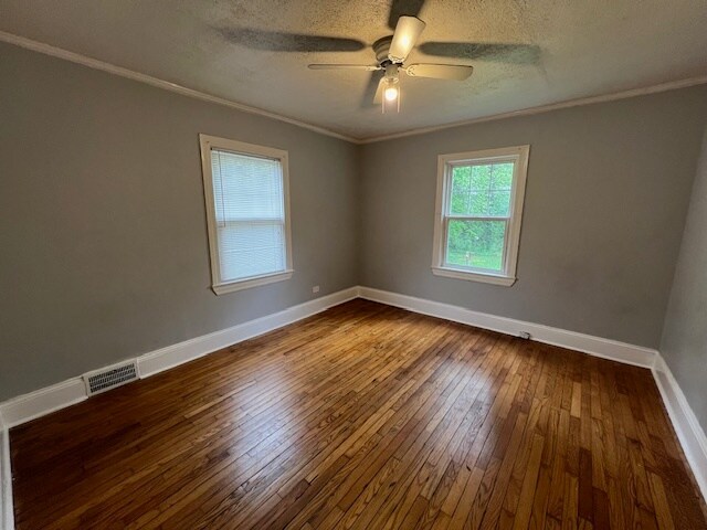 Building Photo - 2318 W Cornwallis Dr