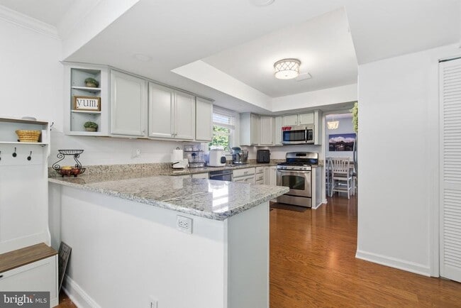Building Photo - 9120 Huber Ct