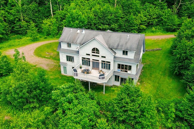 Building Photo - 74 Harvest Ln