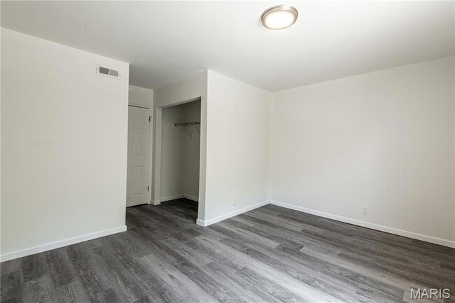 Building Photo - 3017 Pembroke Ln