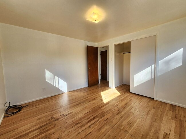 Building Photo - 1603 Iroquois Rd