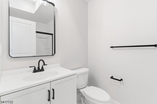 Building Photo - 34 Elizabeth Ave