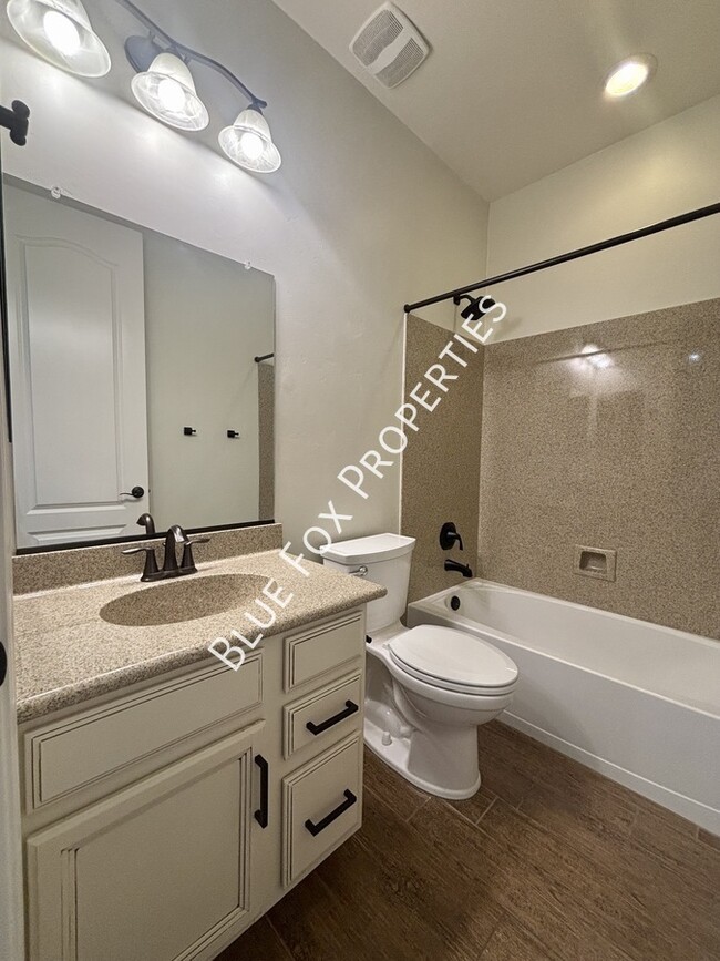 Building Photo - 11718 N Key Lime Pl