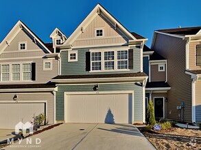 Building Photo - 252 Shingle Oak Rd